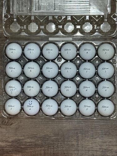 24 Titleist Pro V1 Golf Balls - 2025 and 2024 MODELS, 5A MINT CONDITION ONLY