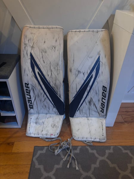 33" Bauer Hyperlite 2 Goalie Leg Pads (Used)