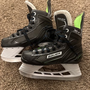 Bauer X-LS Hockey Skates Size 3 (Used)