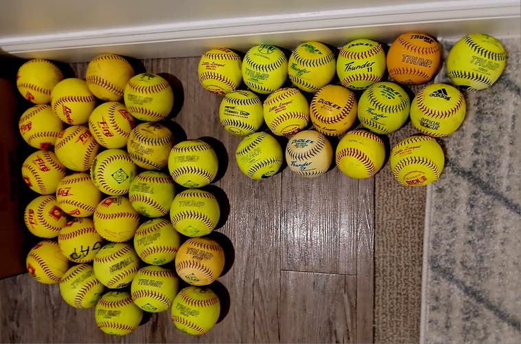 40 softballs, 25 are 12', 15 are smaller. See pics