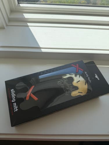 Black Senior Sliding Mitt (New)