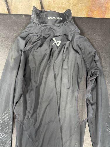 Bauer Neck Guard Long Sleeve Shirt XL