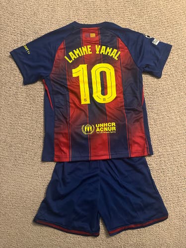 Lamine Yamal Barcelona soccer jersey kit size 26 for ages 8-9