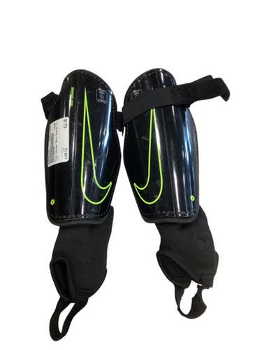 Used Nike Soccer Shin Guards Youth Black LG 11884-S000052883
