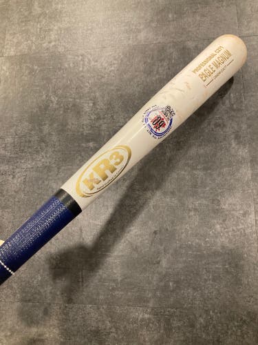 KR3 Bats C271 Bat BBCOR Certified Wood 33" (Used)