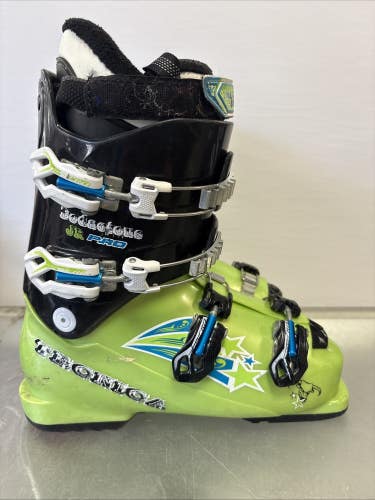 Mondo Size 25.5 US Size 7.5 TECNICA BODACIOUS JR PRO SKI BOOTS. GREEN