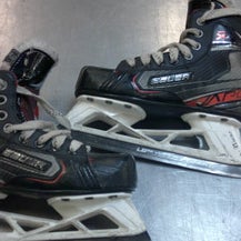 Used Bauer X 2.7 Intermediate Goalie Skate Intermediate 4.0 11339-S000194603