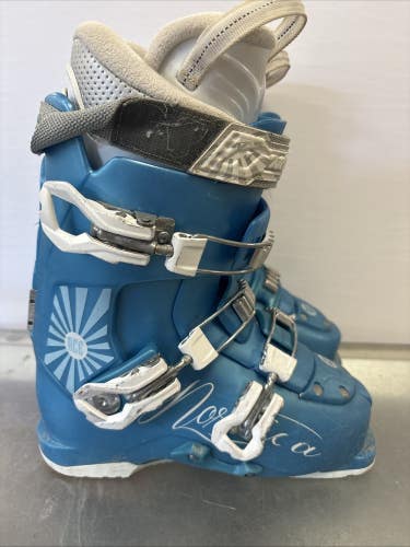 Mondo Size 23.5 US Girls Size 6.5 Nordica ACE Ski Boots