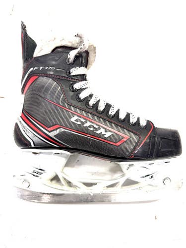 Used CCM FT370 Intermediate Hockey Skate Intermediate 4.5 11860-S000298171