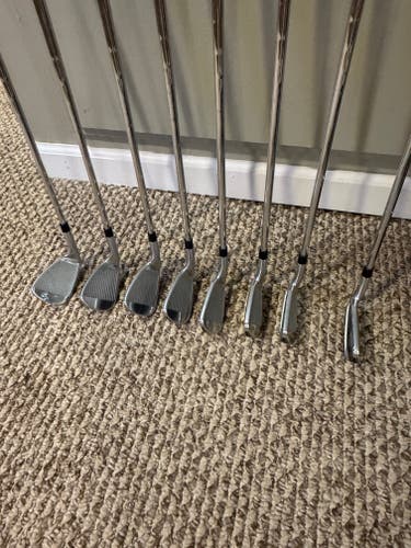 Men's 2024 TaylorMade Qi Right Handed Irons Stiff Flex 4 - 9, PW, GW Steel Shaft (Used)