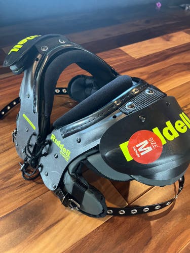 Medium Youth Riddell Surge Shoulder Pads (Used)