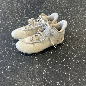 Used New Balance LAX Cleats Boys White Junior 04 11849-S000031932