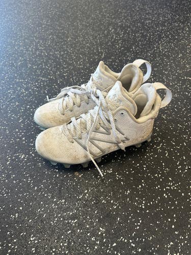 Used New Balance FREEZE LAX Cleats Boys White Junior 04.5 11849-S000031931