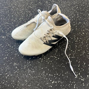 Used New Balance FURON Soccer Cleats White Junior 05.5 11849-S000031933