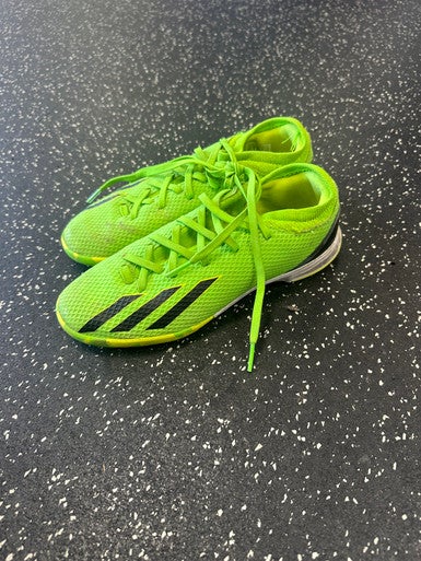 Used Adidas Soccer Indoor Shoes Green Junior 04.5 11849-S000031922