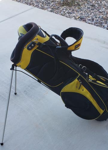 EXCELLENT MIZUNO BLACK & YELLOW 5 WAY STAND GOLF BAG   AZ925