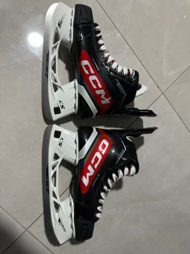 2023 CCM JetSpeed Shock Hockey Skates 8 (Used)