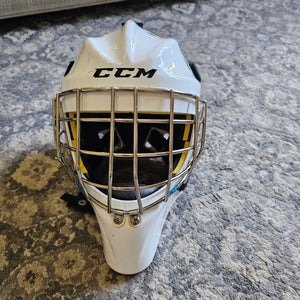 Certified Junior CCM Axis 1.5 Goalie Mask (Used)