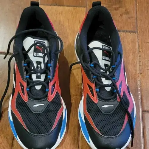 Men's Size M 8.5 (W 9.5) Adult Puma Shoes (Used)