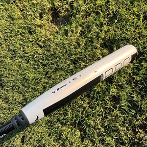 Mizuno CRBN Pro Composite Bat (-10) 22 oz 32" (Used)