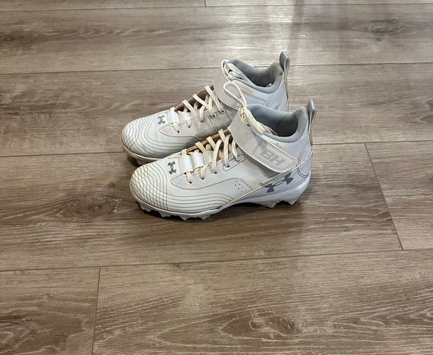 White Kid's 7Y (Big Kids / Youth) Youth Under Armour Bryce harper High Top Molded Cleats (Used)