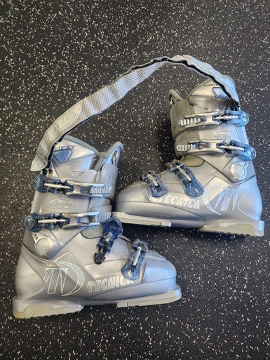 Used Tecnica ATTIVA EX COMFORT FIT Womens DH Ski Boot Grey 260 MP - M08 - W09 11849-S000031700