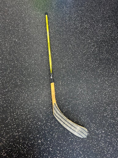 Used Nike NIKE QUEST 4 HOCKEY STICK MARIO LEMIEUX Inter One Piece Right 50 Flex 11849-S000031839