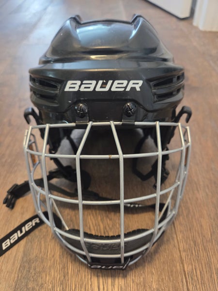 Youth Bauer Prodigy Helmet with cage(Used)
