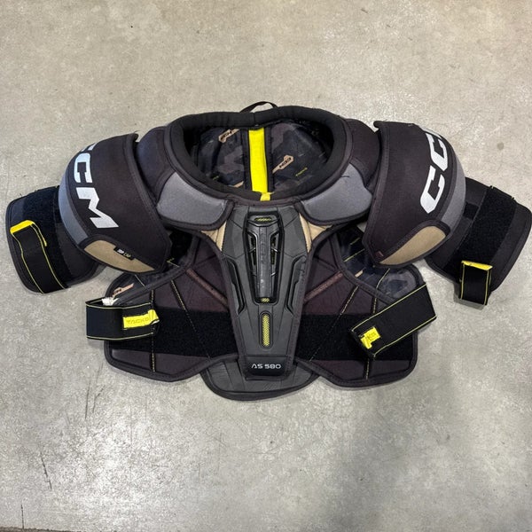 CCM AS580 Shoulder Pads (Used) | Senior Medium