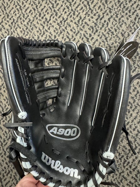 Wilson A900 RH Baseball Glove 12.25" (New)