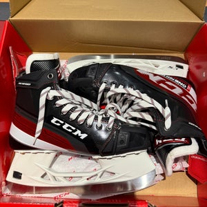 CCM JetSpeed FT4 Hockey Skates Size 8 Tapered Width (New)