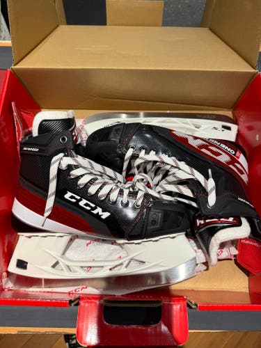 CCM JetSpeed FT4 Hockey Skates Size 8 Tapered Width (New)