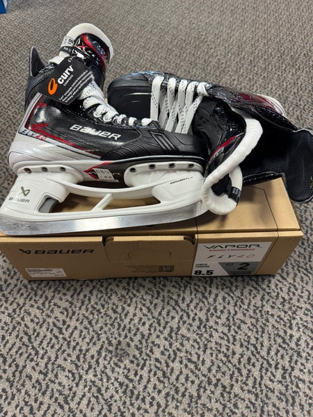Bauer Vapor FLY40 Hockey Skates 8.5 (New)