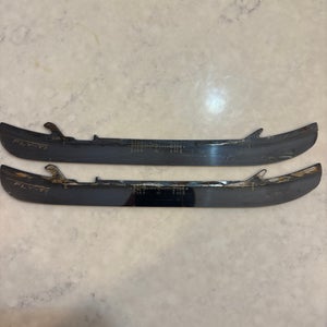 Bauer Fly-Ti 238mm (Used)