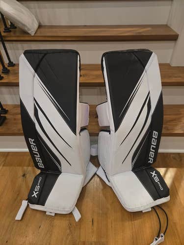 32+1 Bauer Vapor X5 Pro Goalie Leg Pads (Used 2 practices)