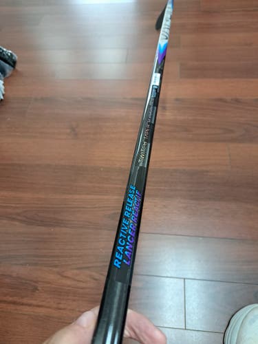 Senior Bauer Vapor FlyLite Left Hand Hockey Stick P28 | 70 FLEX (New)