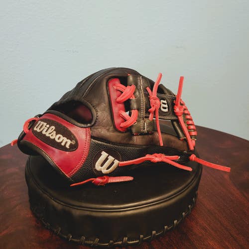 Wilson RH Infield A2000 1786 Baseball Glove 11.5" FULLY RECONDITIONED