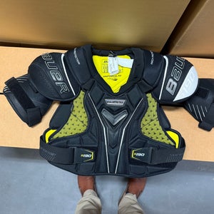 Men's XL Senior Bauer Supreme S190 Shoulder Pads (Used)
