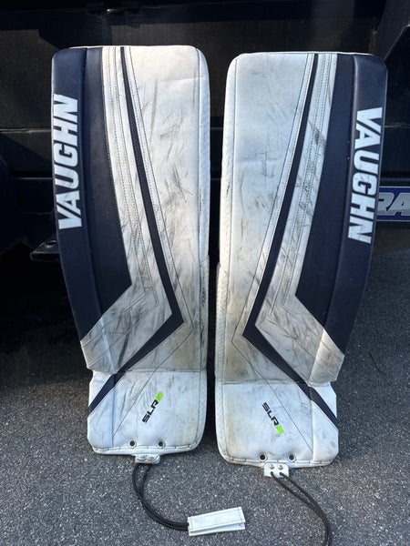 34" Vaughn Ventus SLR2 Pro Carbon Goalie Leg Pads (Used)
