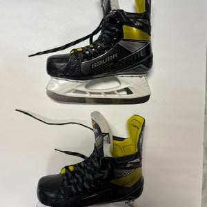 Bauer Supreme 3S Hockey Skates 7 (Used)