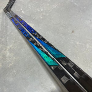 CCM JETSPEED FT7 PRO 2 PACK Pro Stock Hockey Stick Grip P90M 95 Flex Right 2903