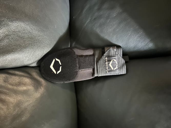 Black Senior EvoShield Sliding Mitt (Used)