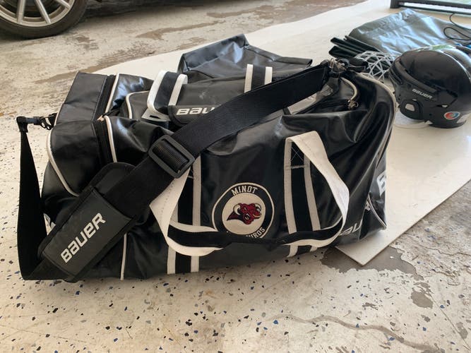 Pro Stock Bauer Hockey Bag (from Minot Minotaur Organization)