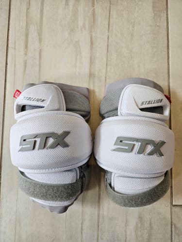 Large Adult STX Stallion Arm/Elbow Pads (Used-Like New)