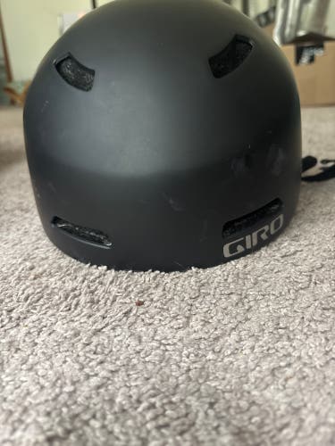 Large Giro LEDGE Helmet (Used)