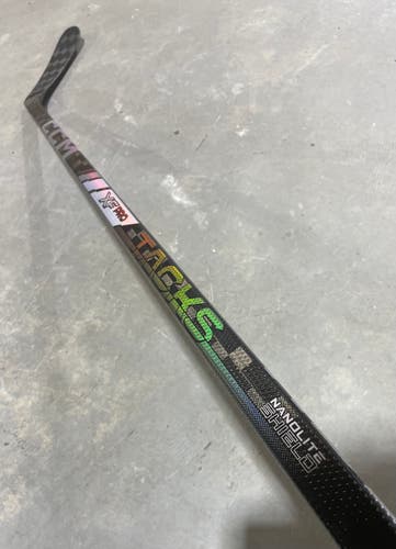 CCM Tacks XF PRO, Pro Stock Hockey Stick Grip 80 Flex P28M Right 2950