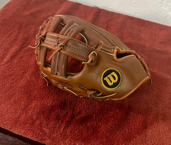 Wilson LHT Infield Baseball Glove 10" (Used)