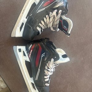 2024 CCM Hockey Goalie Skates Regular Width 7.5 (Used)