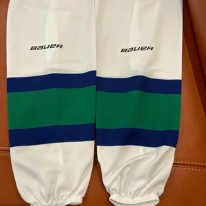 White Junior Large Bauer Socks (New)