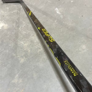 CCM Super Tacks AS4 PRO Pro Stock Hockey Stick Grip 85 Flex P90 Left 2893